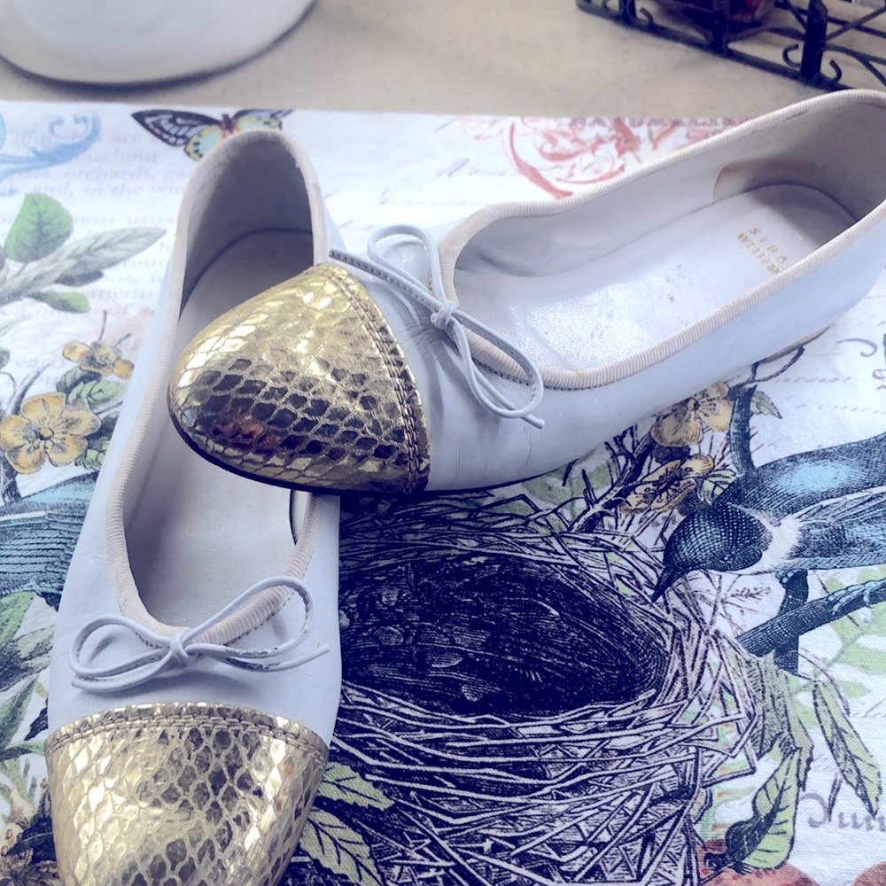Stuart Weitzman - Picture 5 of 5